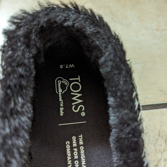 NWT TOMS ALPARGATA black multi cozy sweater knit flats - Picture 3 of 5